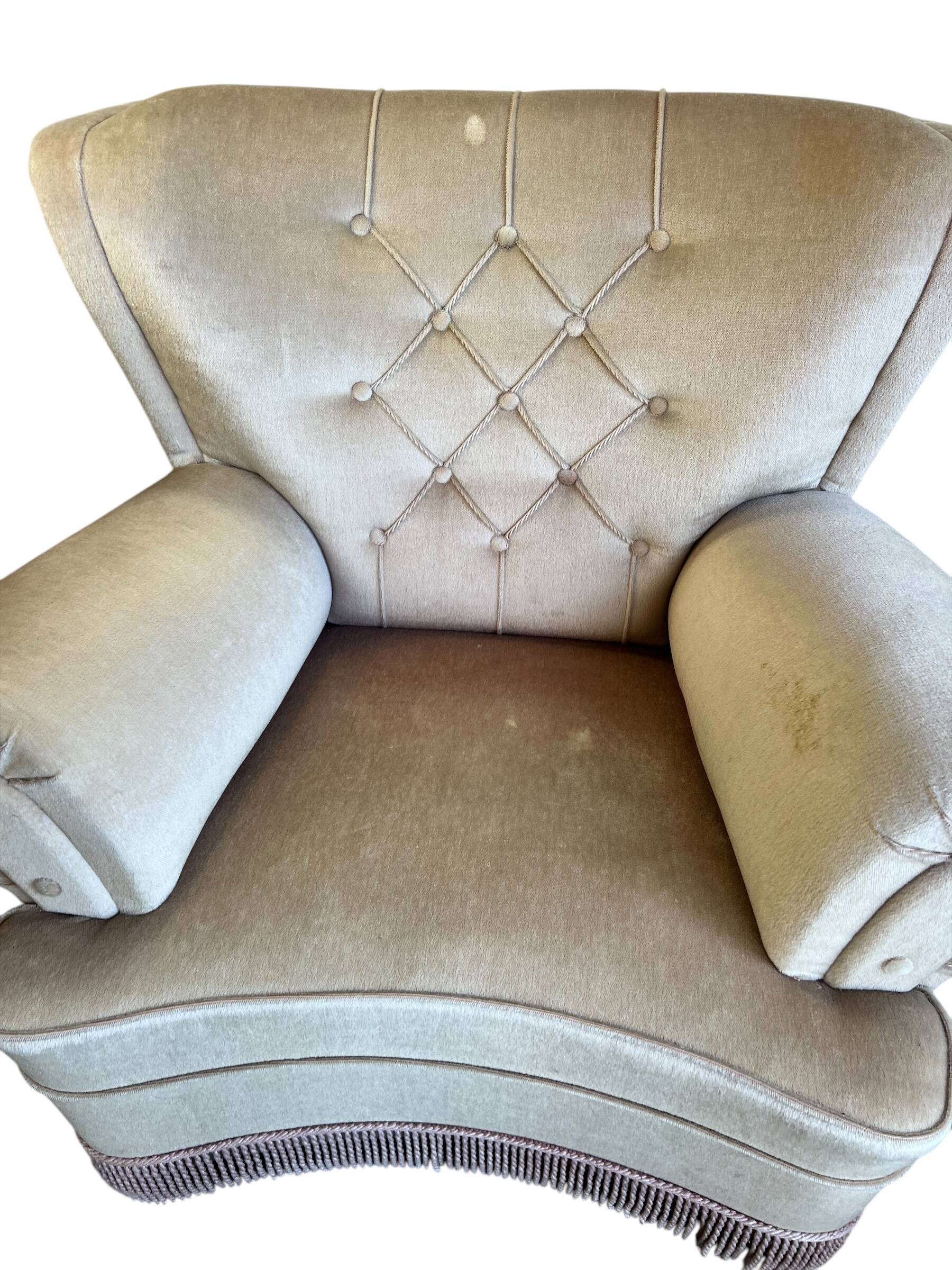 Set of 2 vintage XL armchairs/club seats/single seat