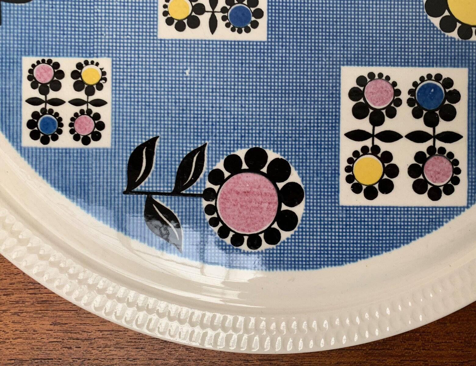 Mid-century German ceramic cake plate with floral patterns by Limburg, 1960s.