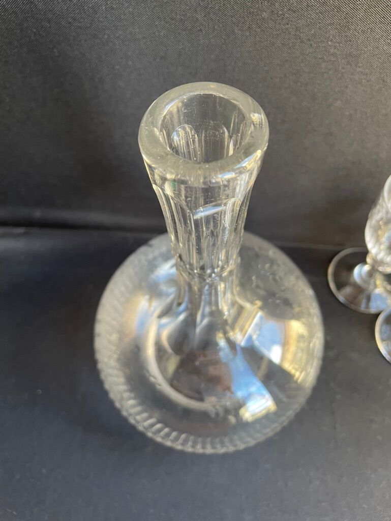 Decanter and 6 cut crystal porto glasses XIXth
