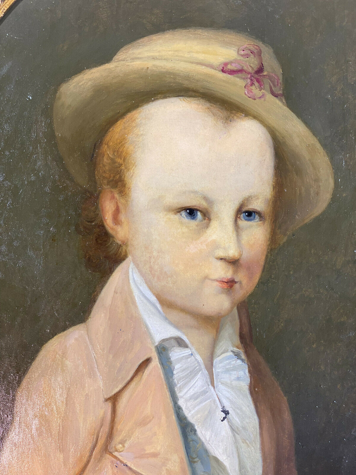 Oil on canvas oval late eighteenth portrait from château de Brialy