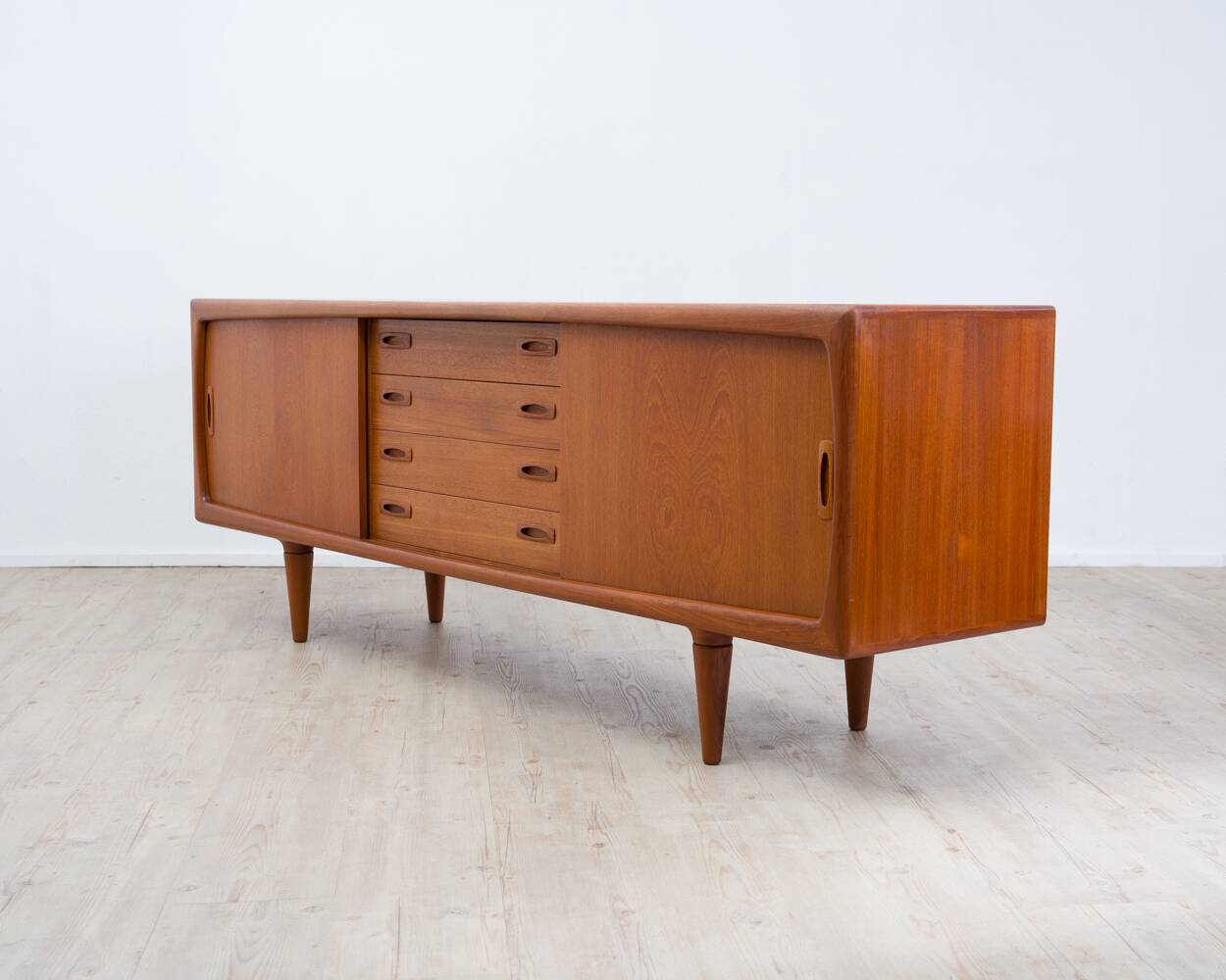 Teak enfilade, H.P Hansen Made in Denmark