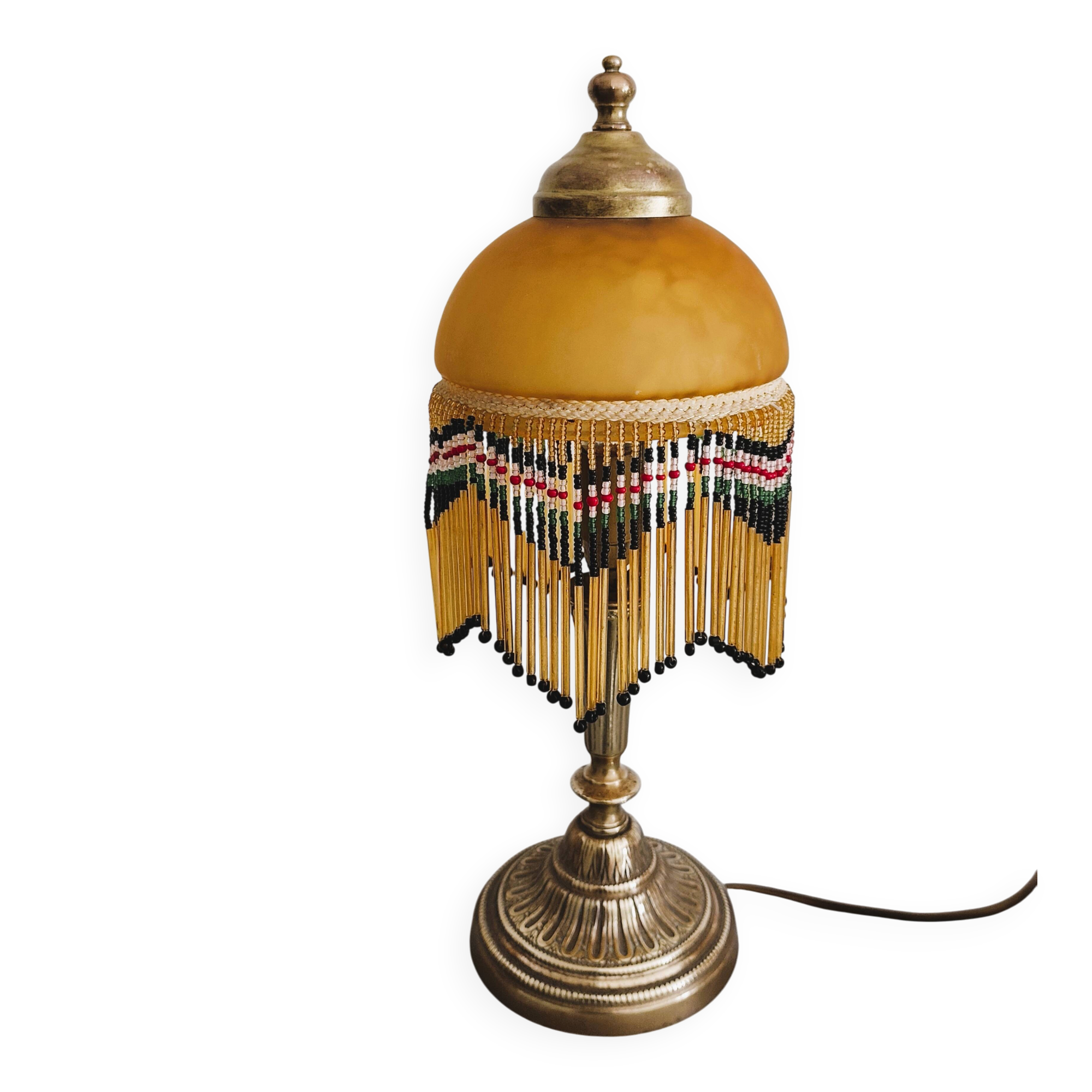 Gold table lamp with pendants