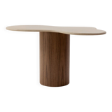 Teā dining table with walnut legs