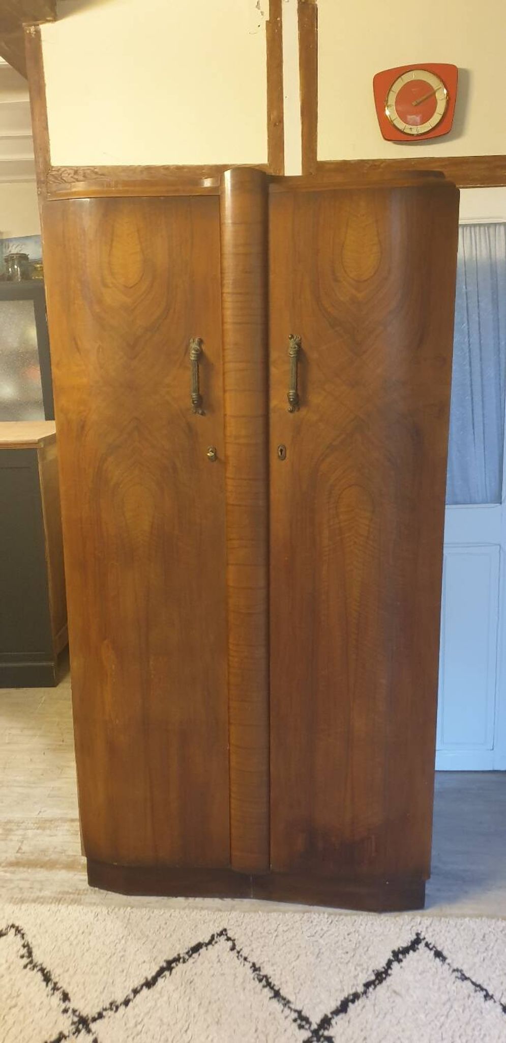 Shrager English Wardrobe