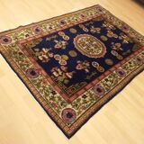 Handmade chinese rug 177x125cm