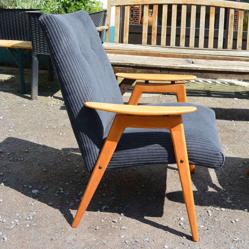 Paire de fauteuils de Jaroslav Šmídek