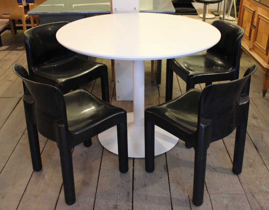 The 1970s Tulip table