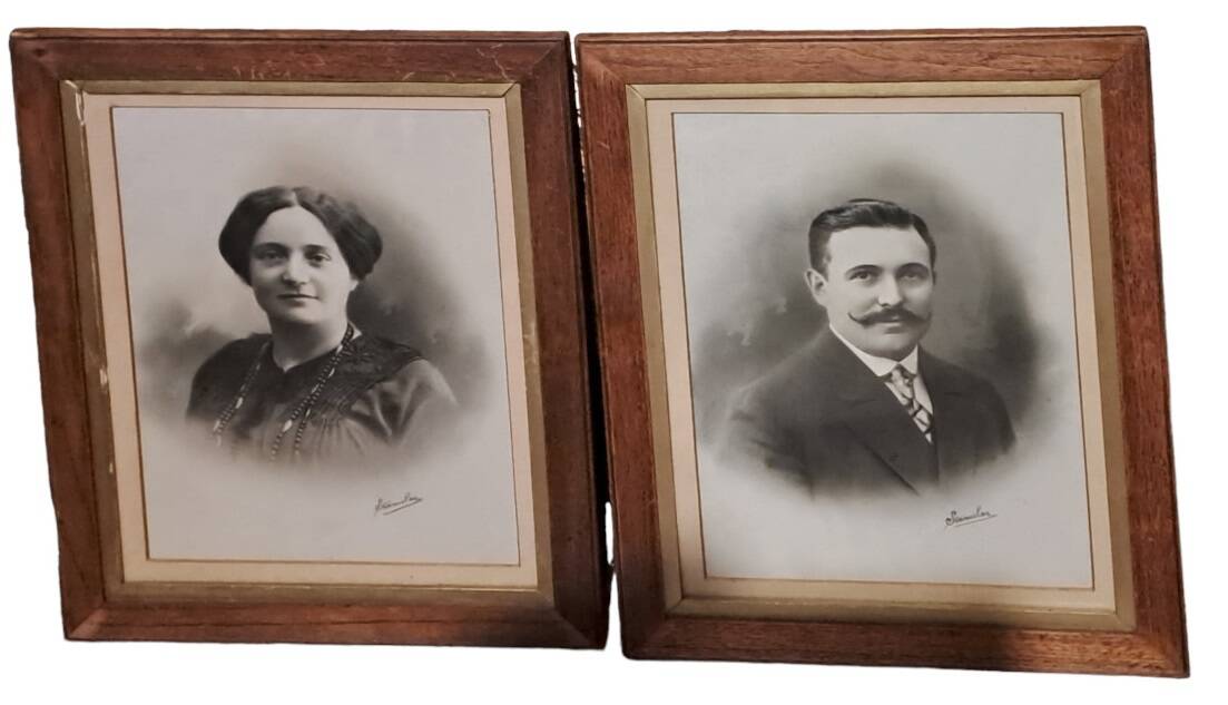 Lot of 2 victorian couple photo frames portrait ancestor painting woman and man xix france