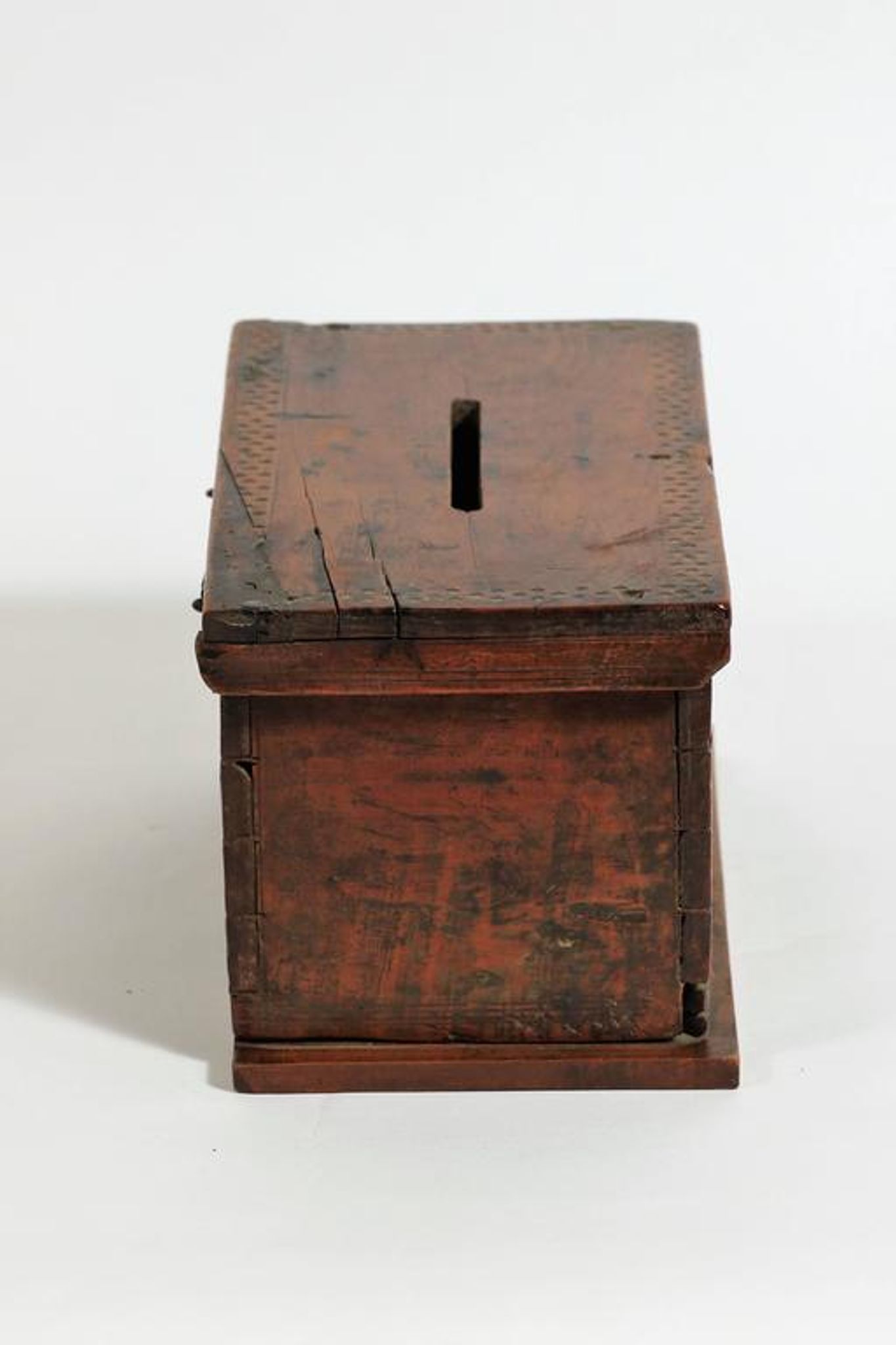 Minnekästschen box, South of Germany or Northern Italy, fifteenth century