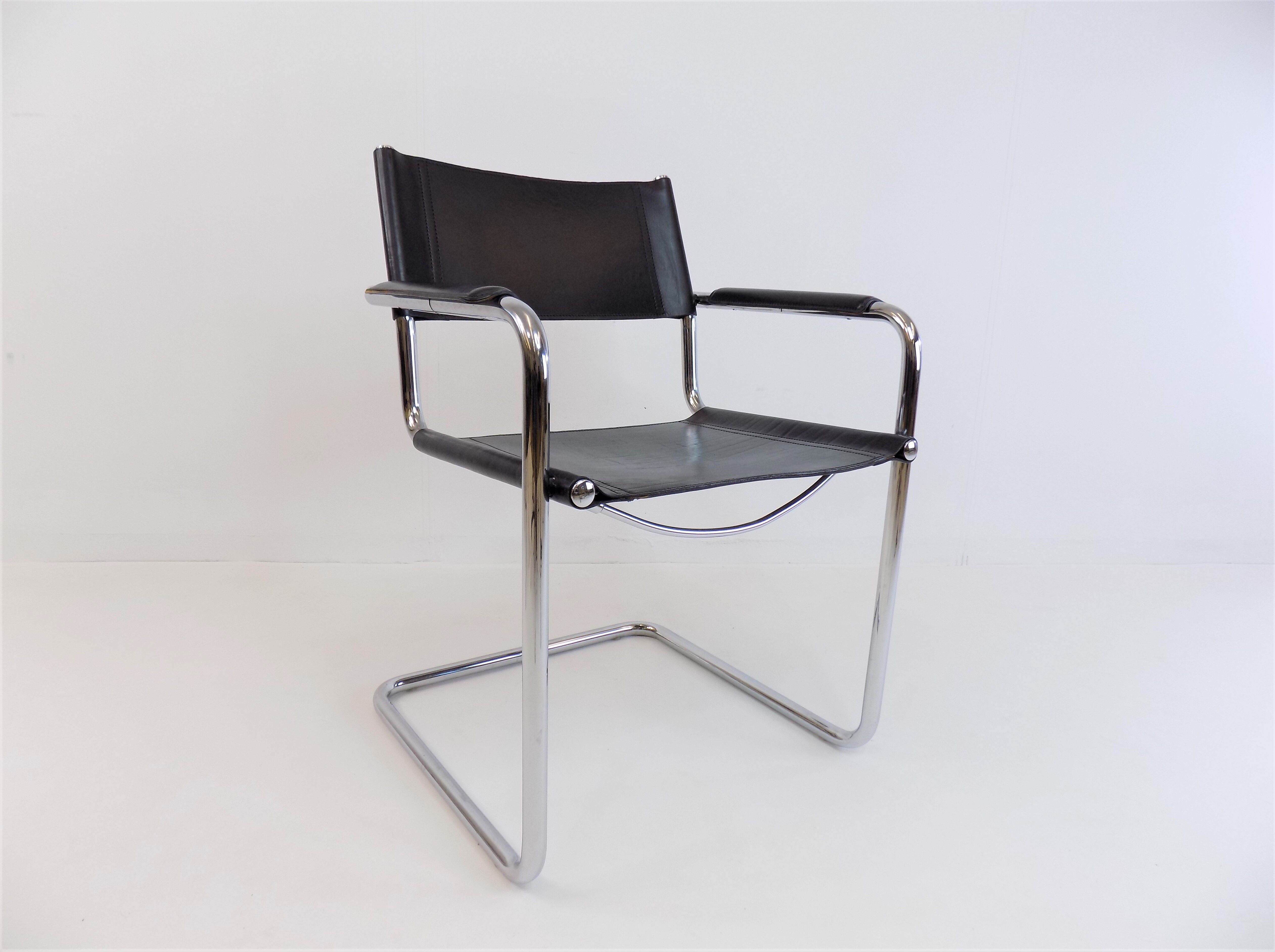 Matteo grassi mg5 set of 2 leather cantilever chairs