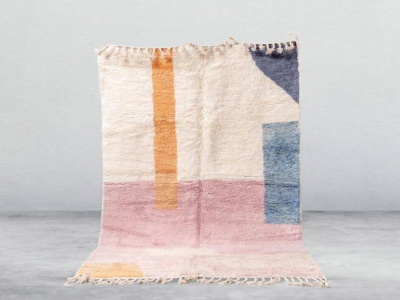 Traditional handwoven Berber rug, size 200 x 300 cm