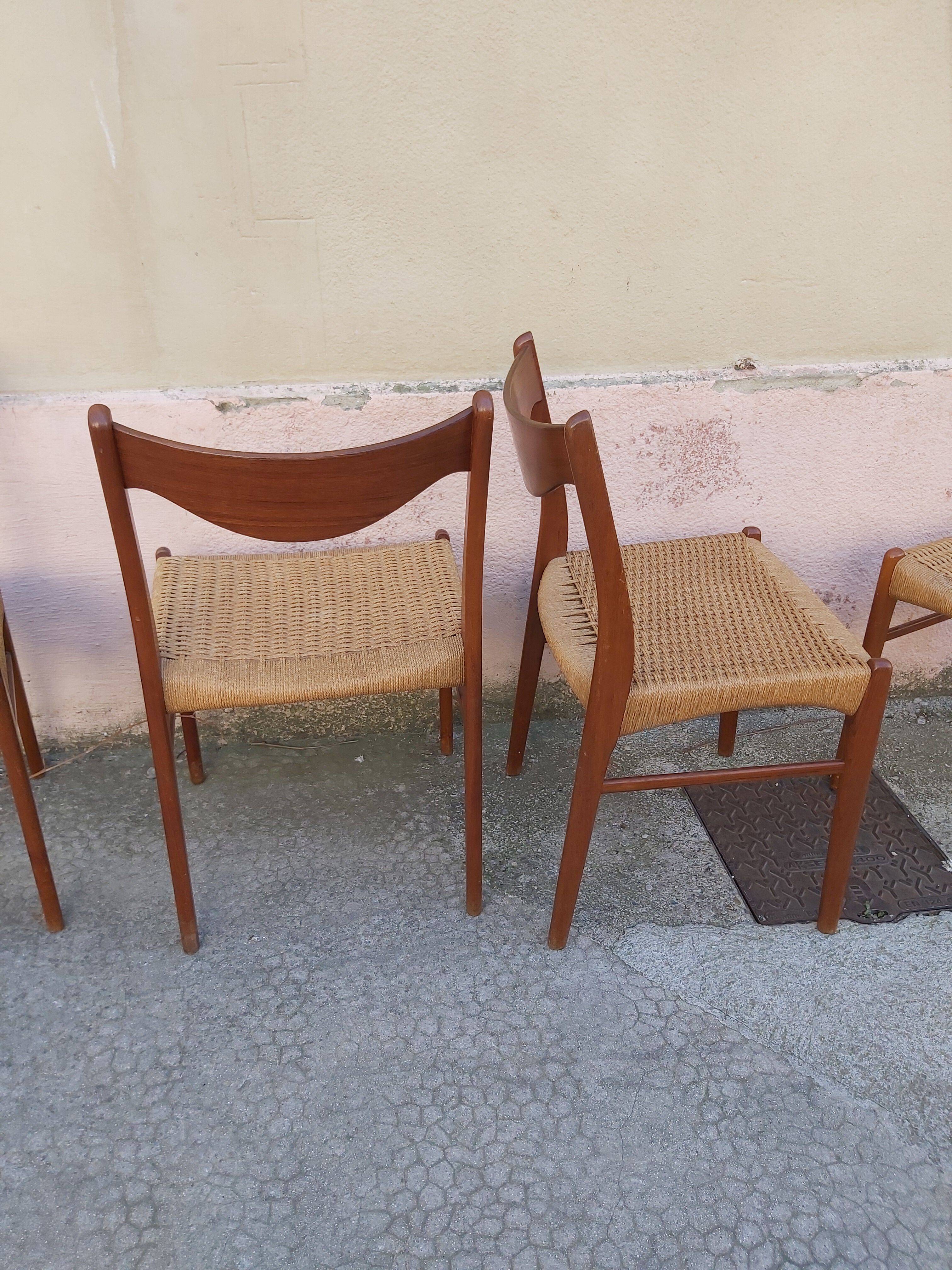 Series of 4 chairs by Bender Madsen and Ejner Larsen for Stølefabrik