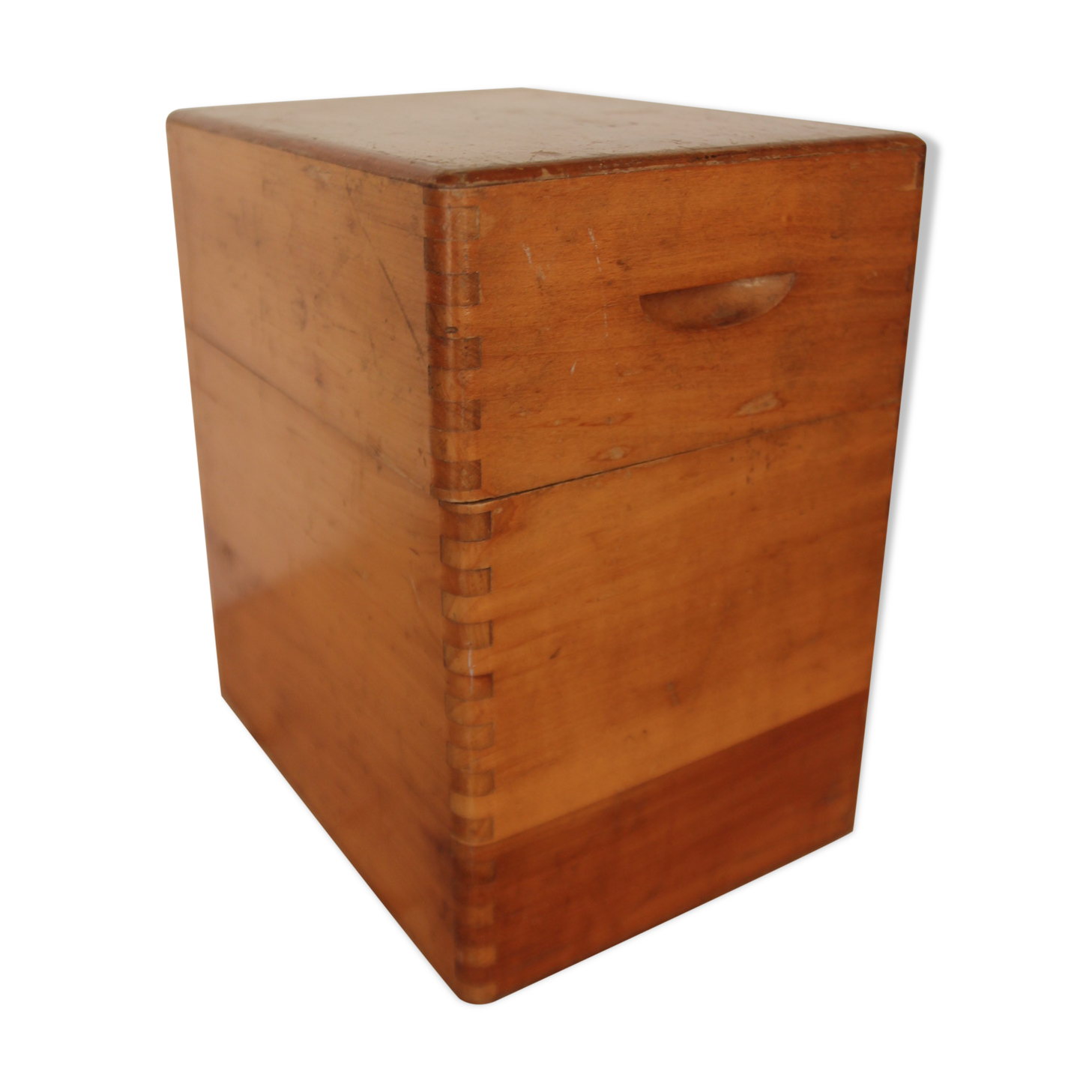 Wooden box