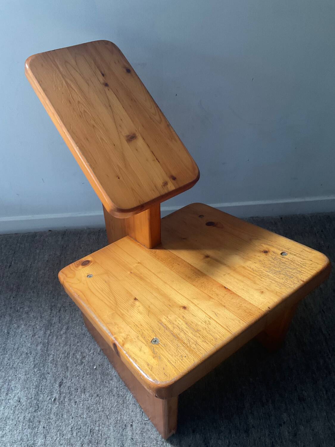 Chaise vintage en pin massif