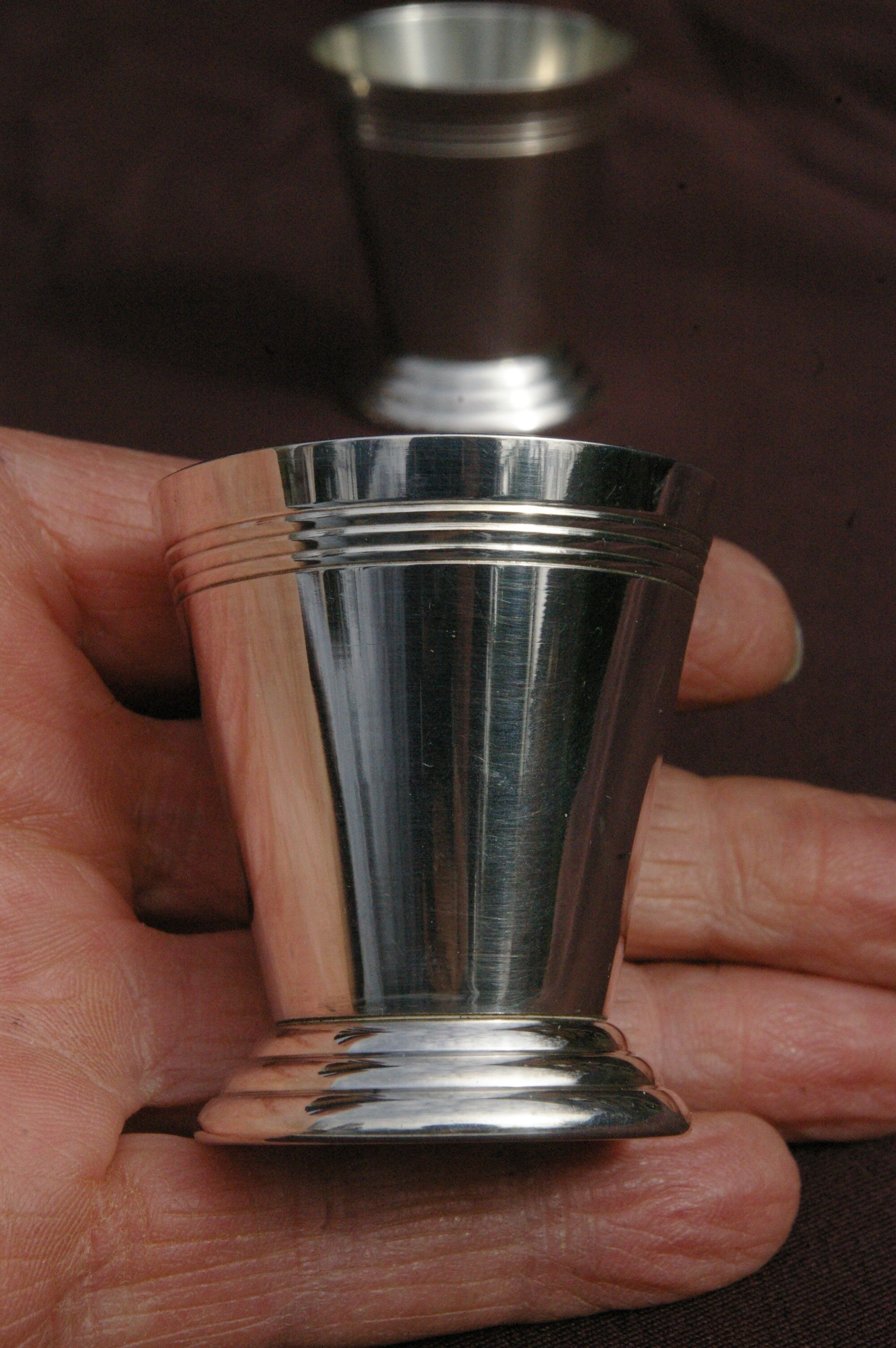 Set 6 coquetiers or Art Deco liquor cups in silver metal