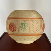 Vase vintage forme lentille