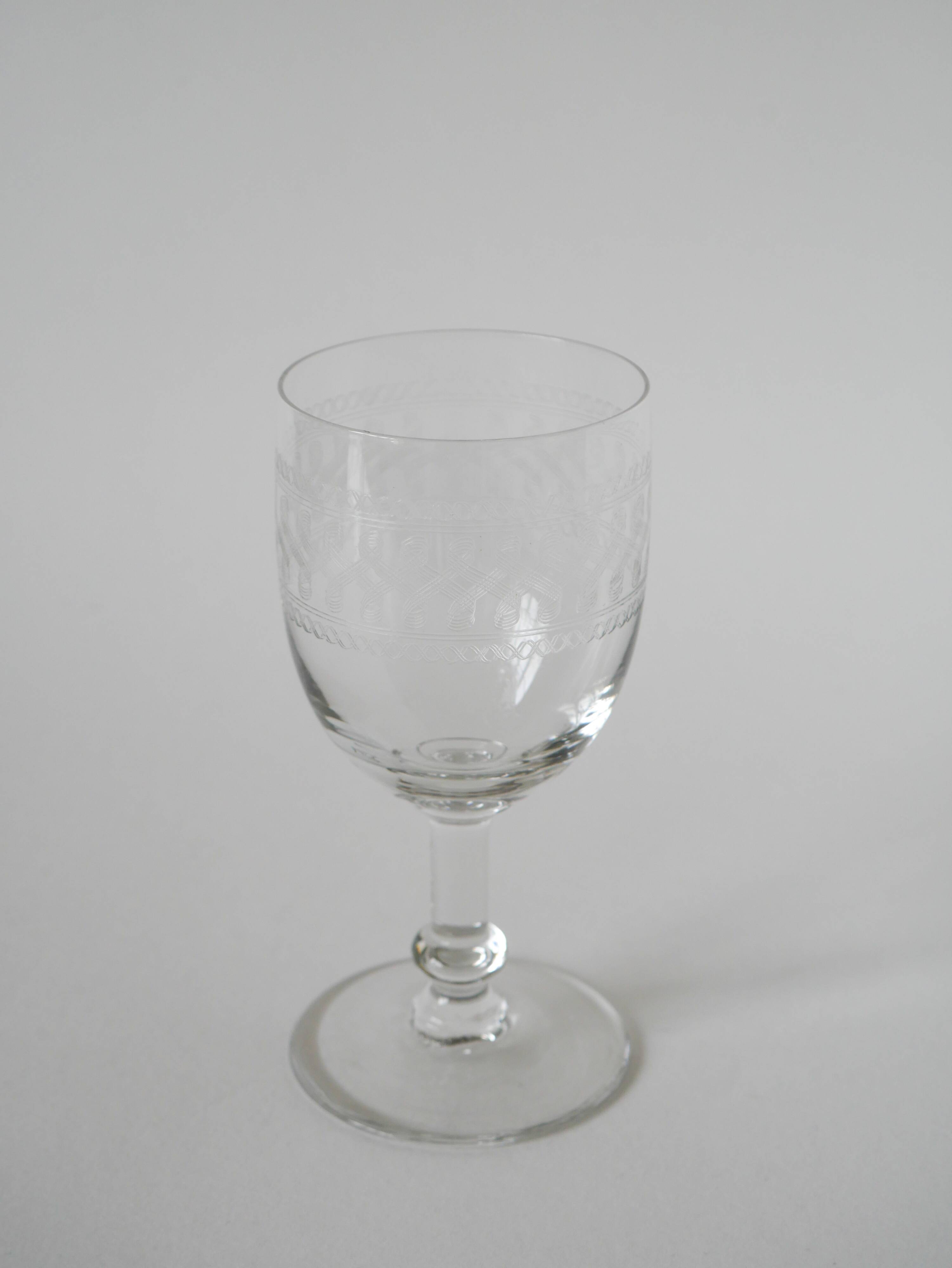 Set of 9 old wine glasses engraved in blown glass, early 20th century