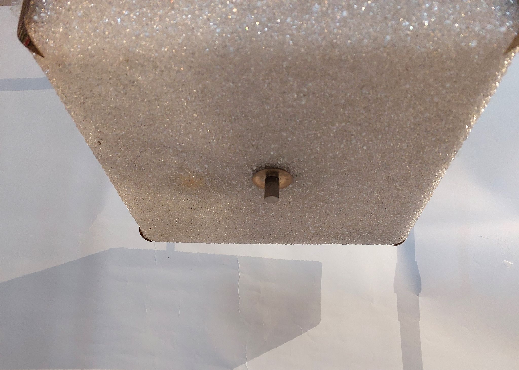 Suspension perspex carré et laiton doré 1960