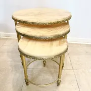 Set of 3 nesting tables in marble and gold metal – 1970s