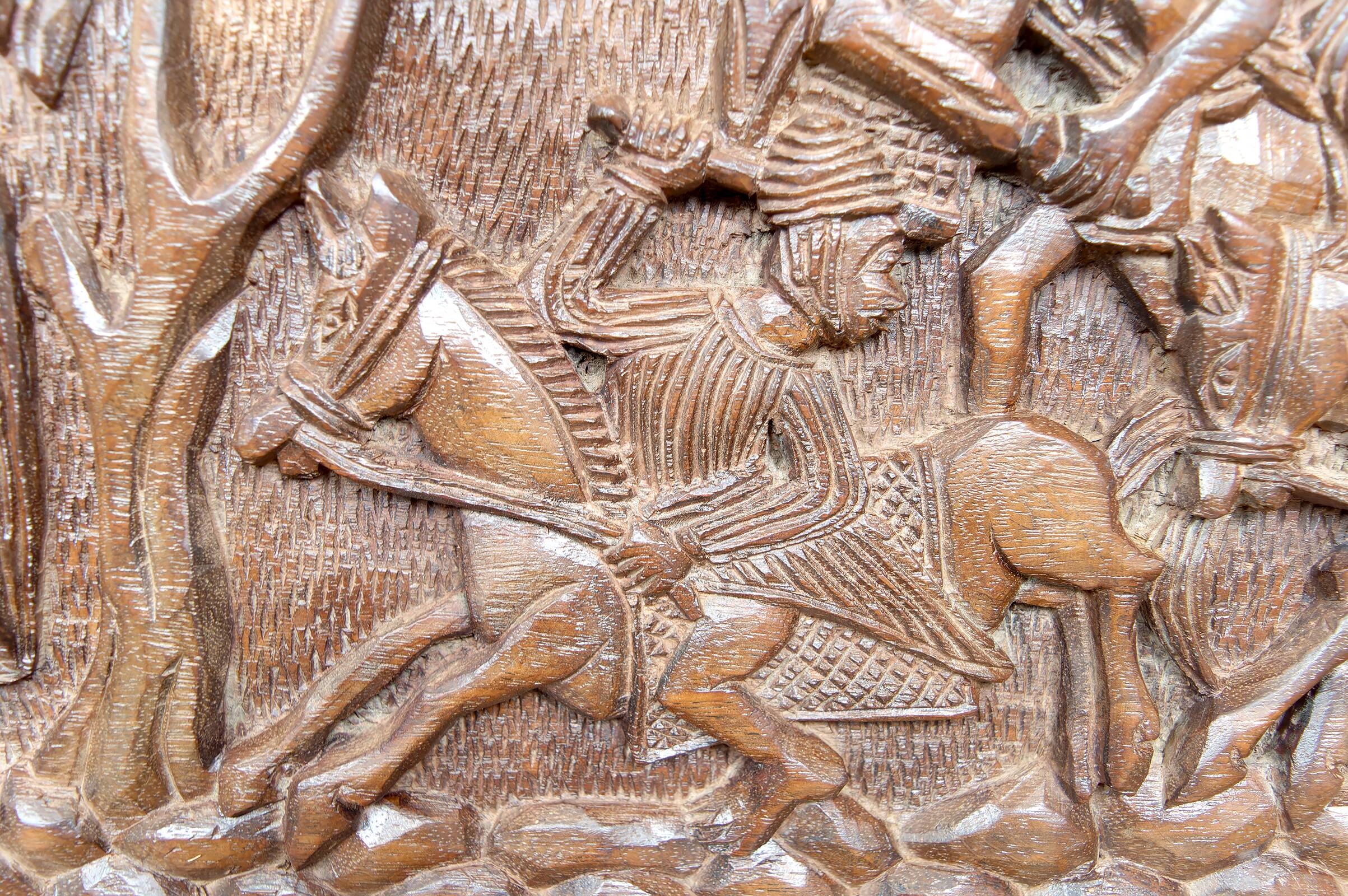 Important Monoxyle Panel, Bamoun Bas-Relief, Cameroon, Circa 1960