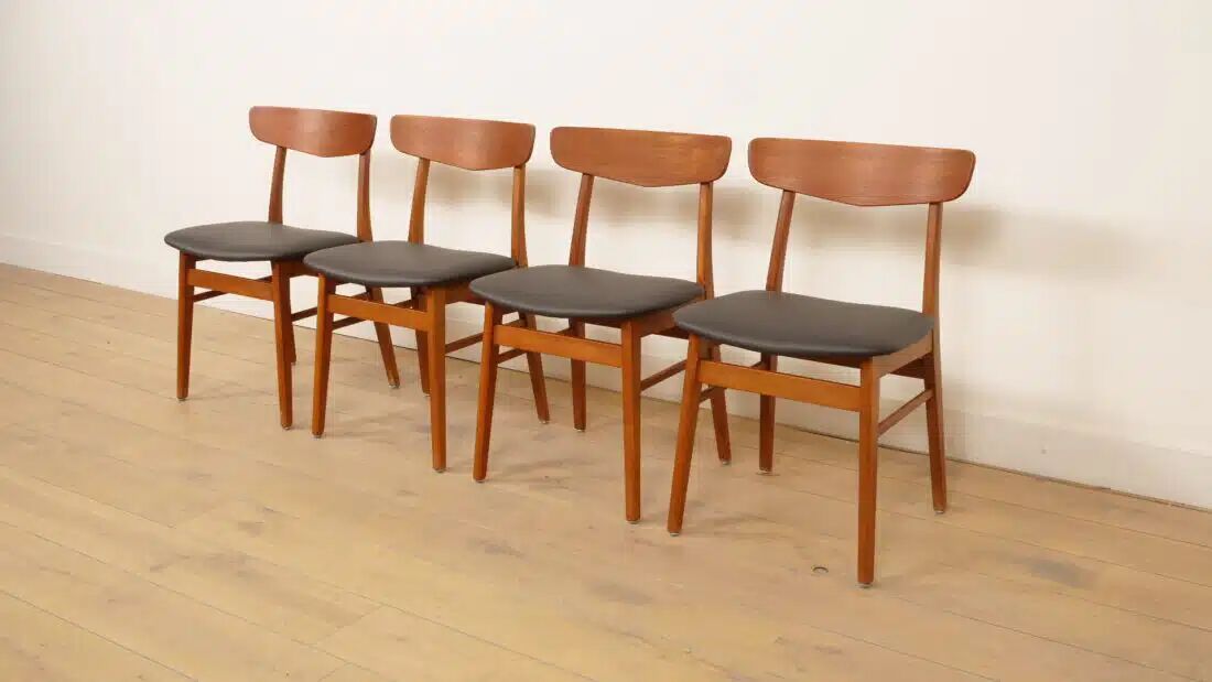 4 x dining chairs | Farstrup | Model 210 | Restored