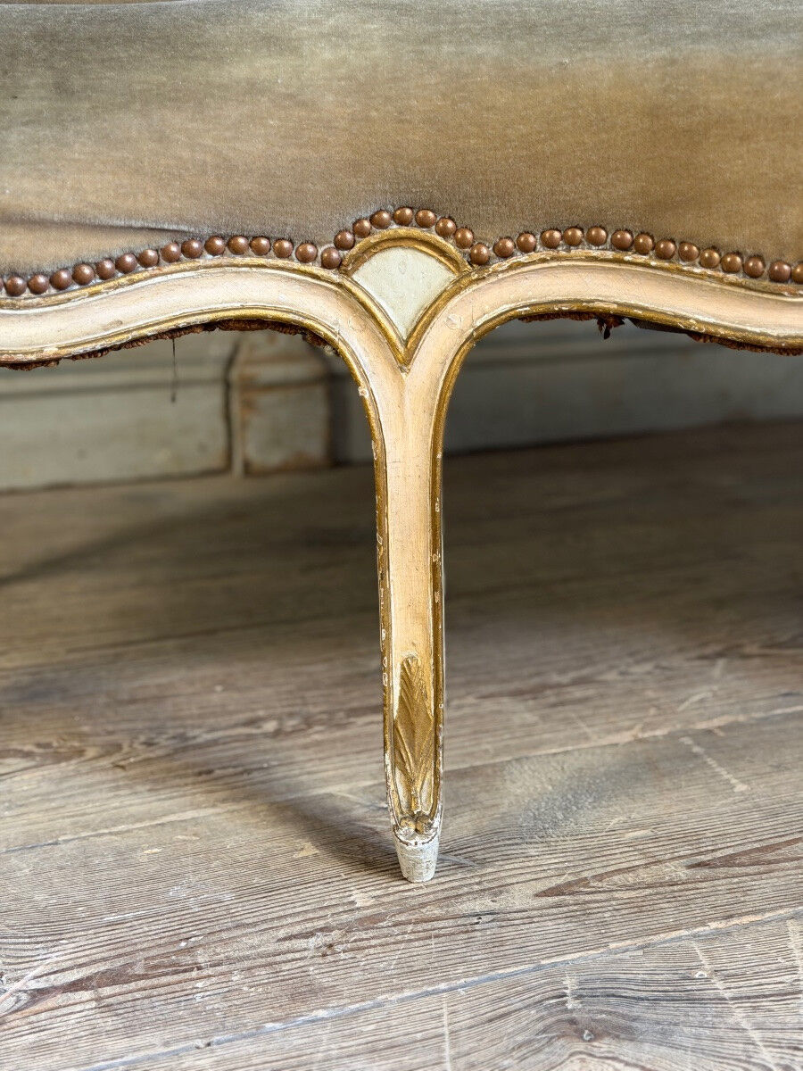 Louis XV bench in carved and painted wood, 18th century