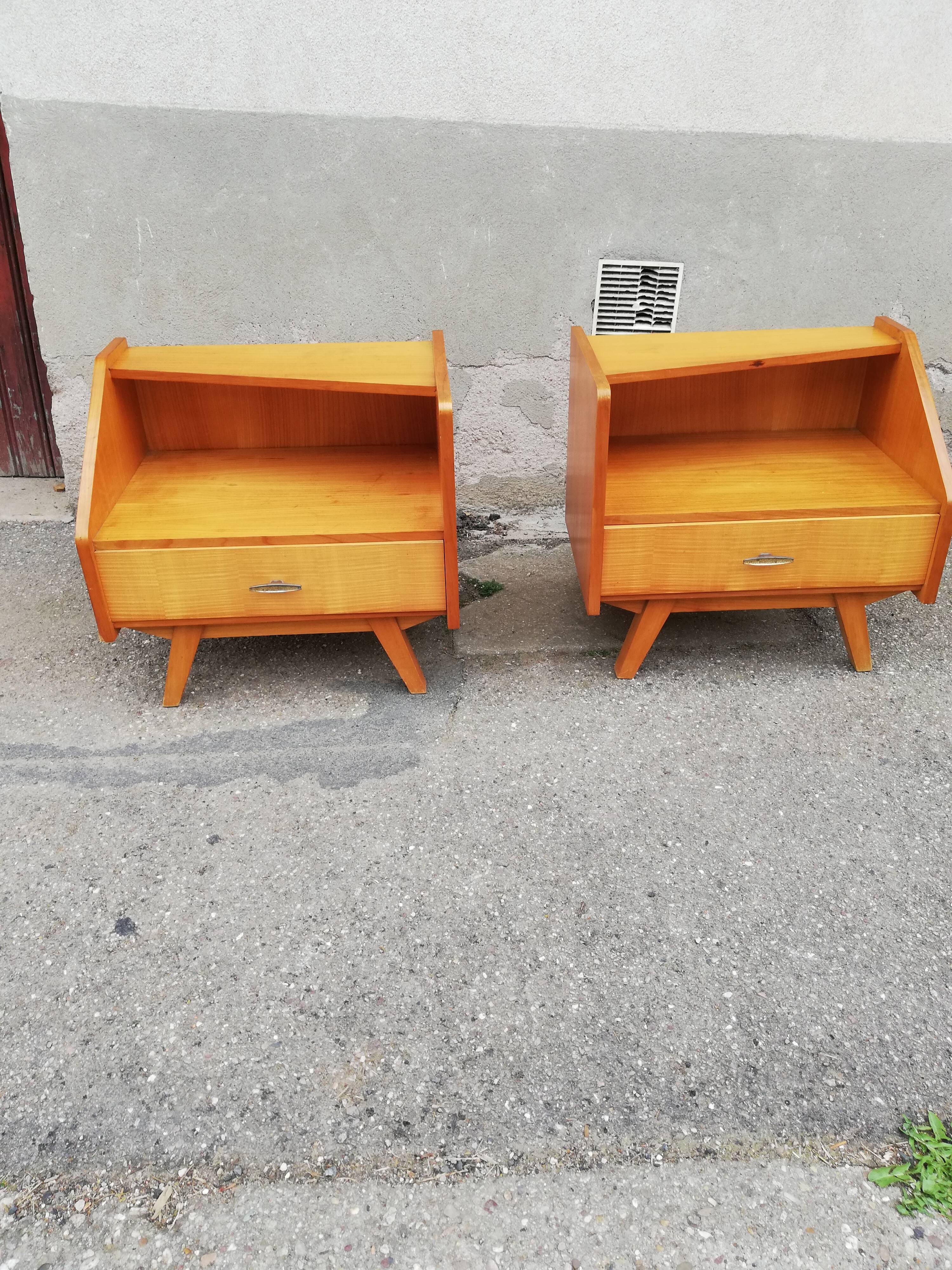 Paire de chevets vintage pieds compas
