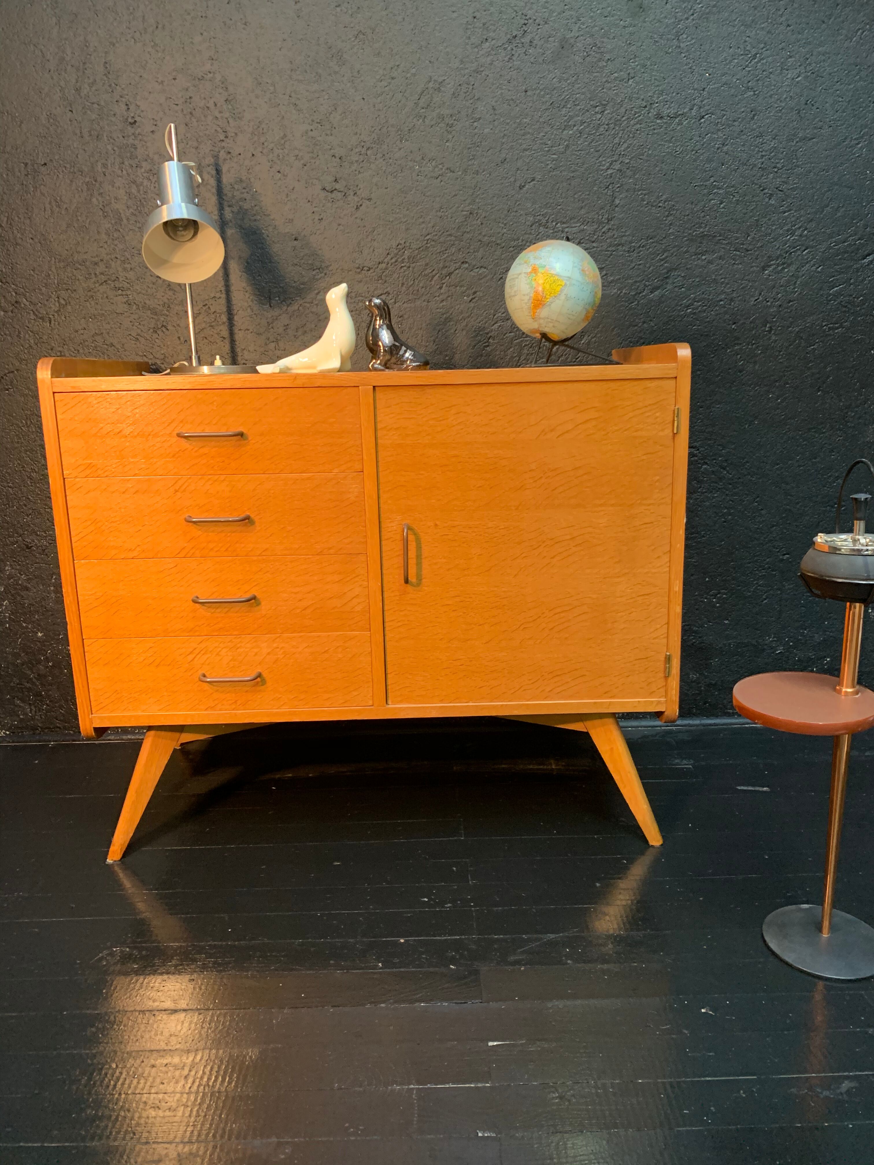 Vintage dresser 1950