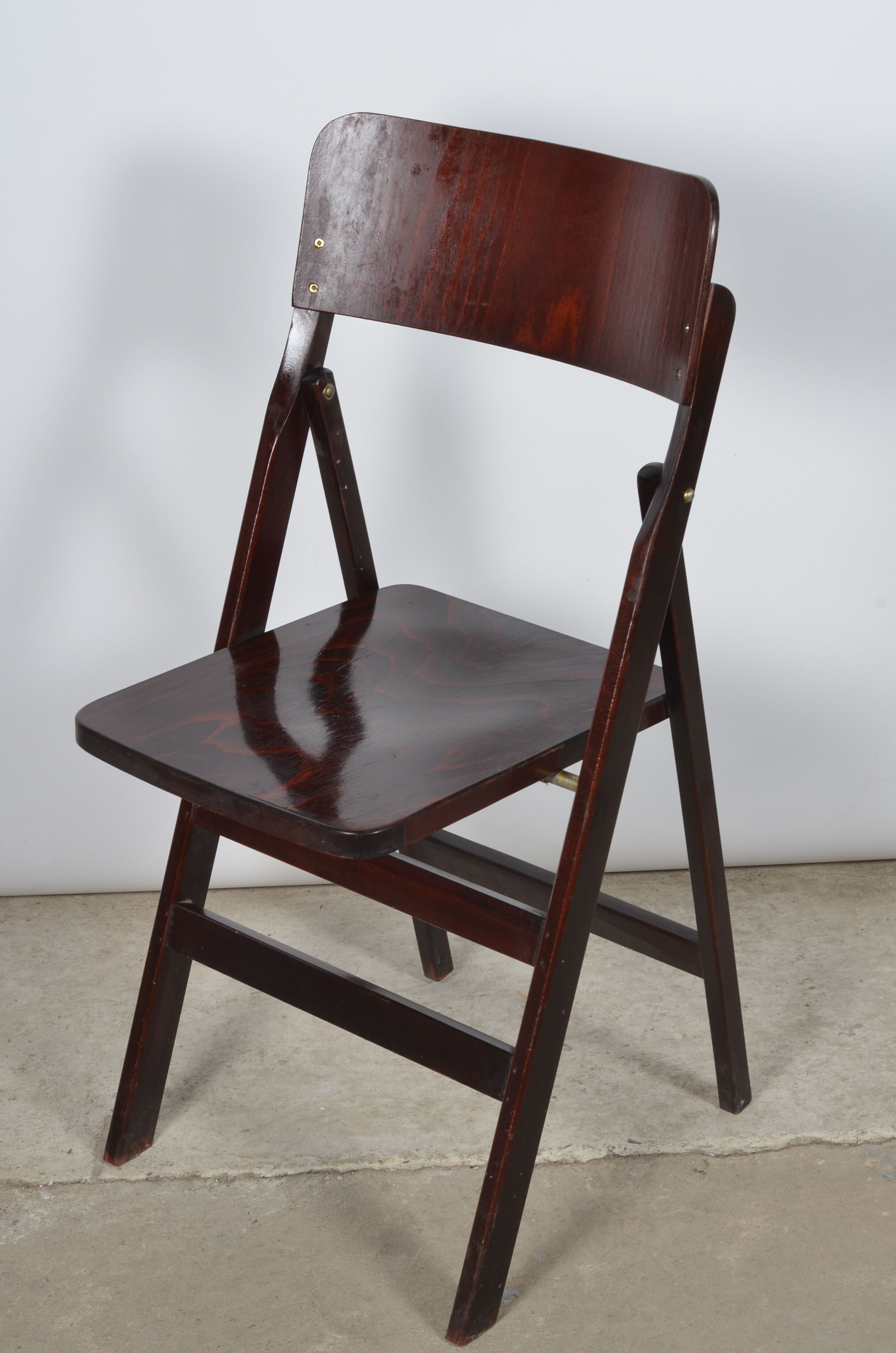 Baumann folding chair