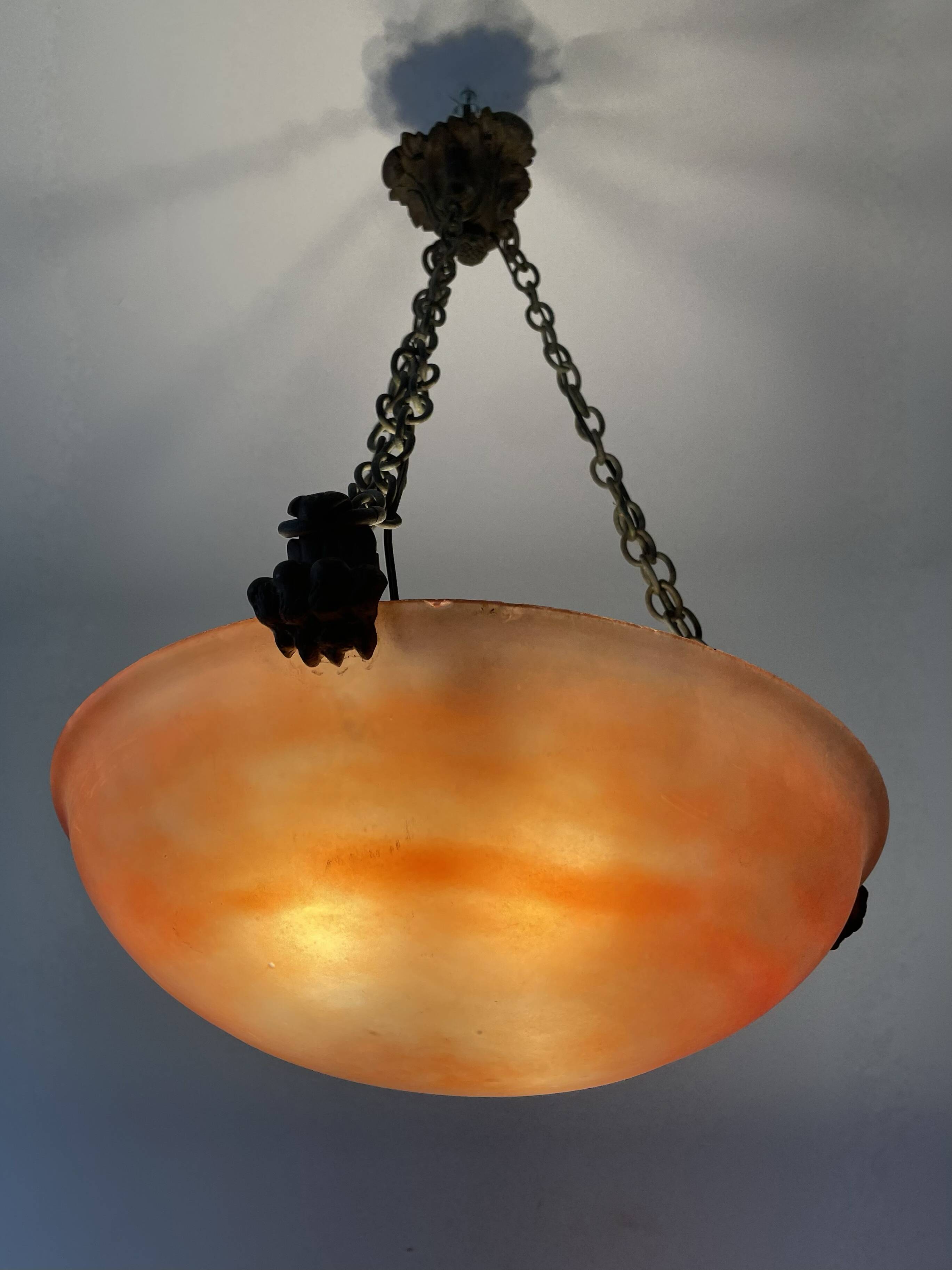 Art Deco pendant light in marbled glass