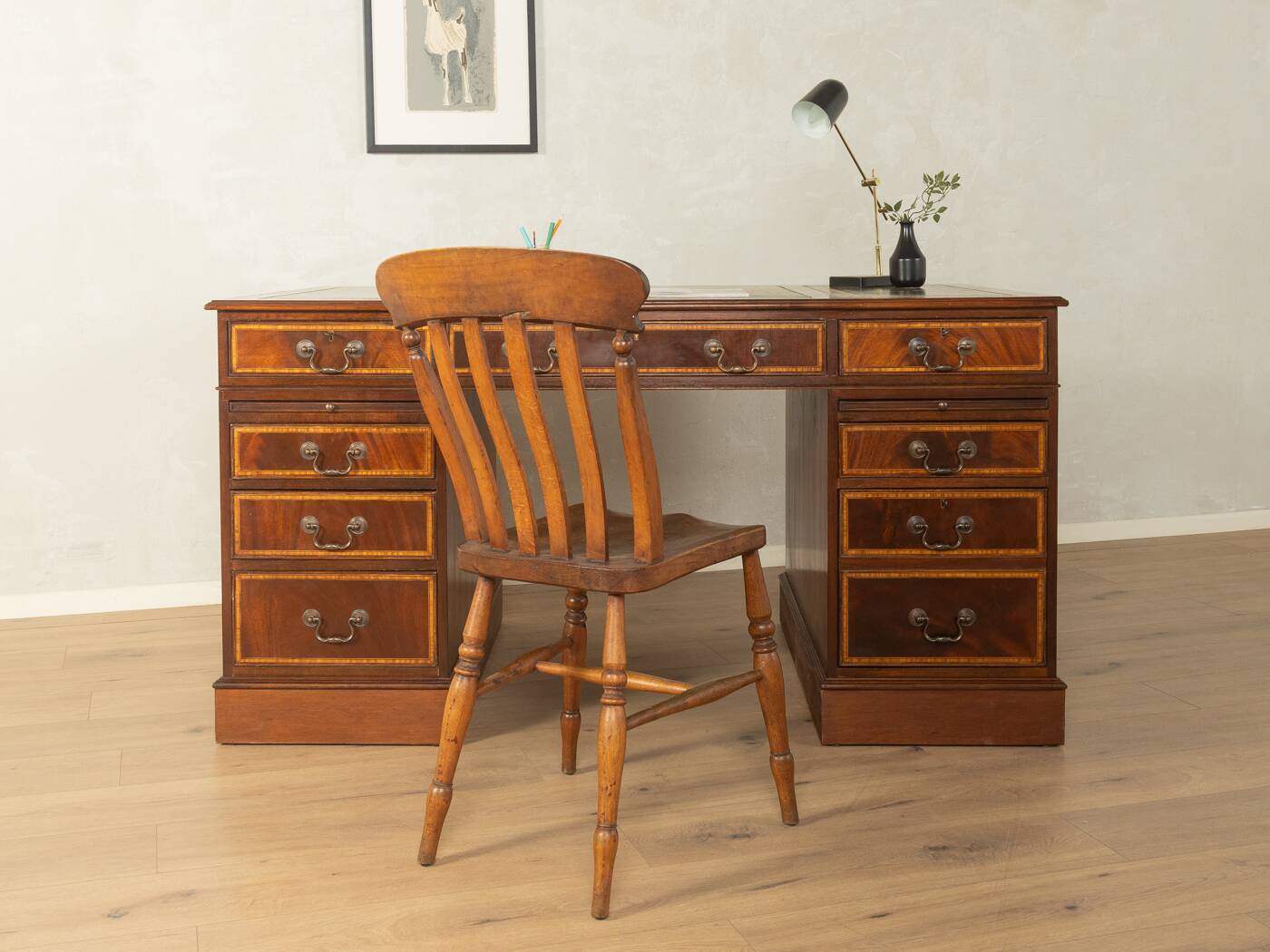 Bureau de style anglais ancien