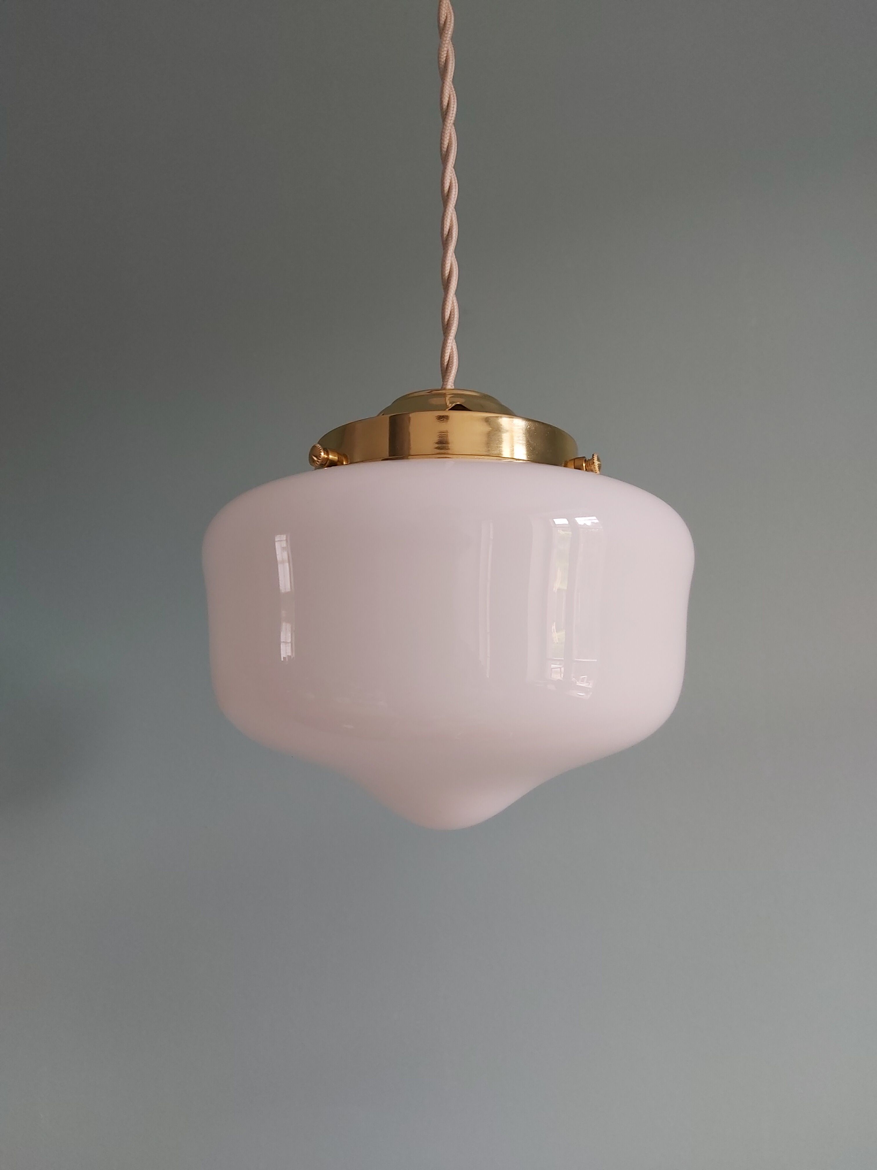 Set of 3 hanging lamps in opaline, Art Deco