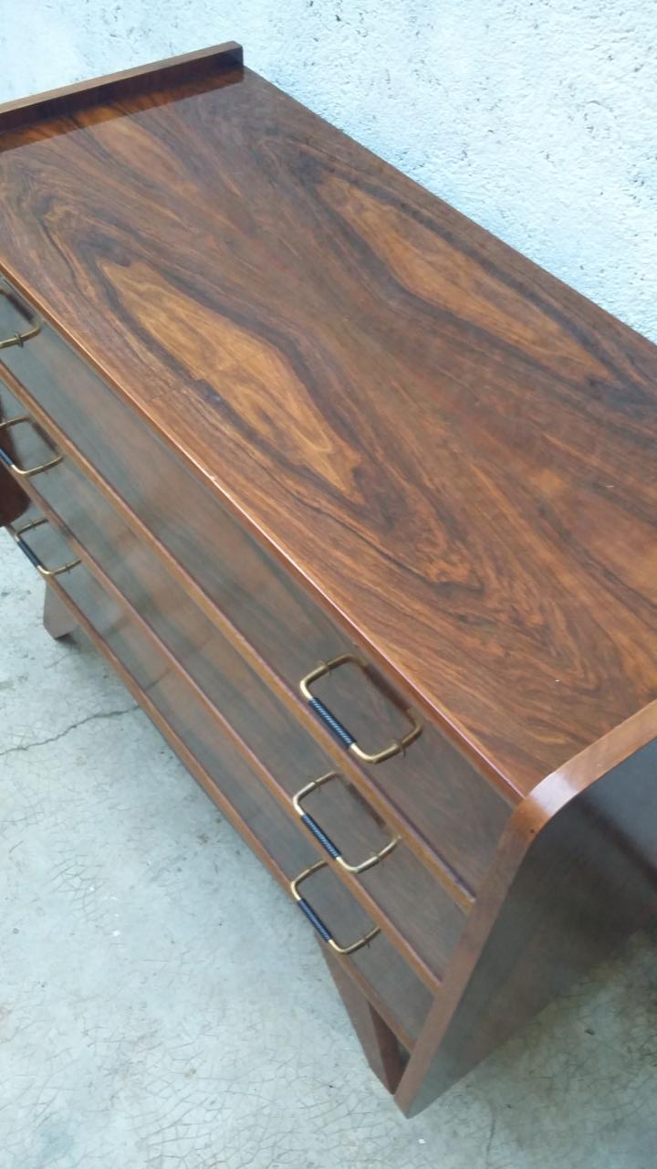 Commodity vintage feet compass