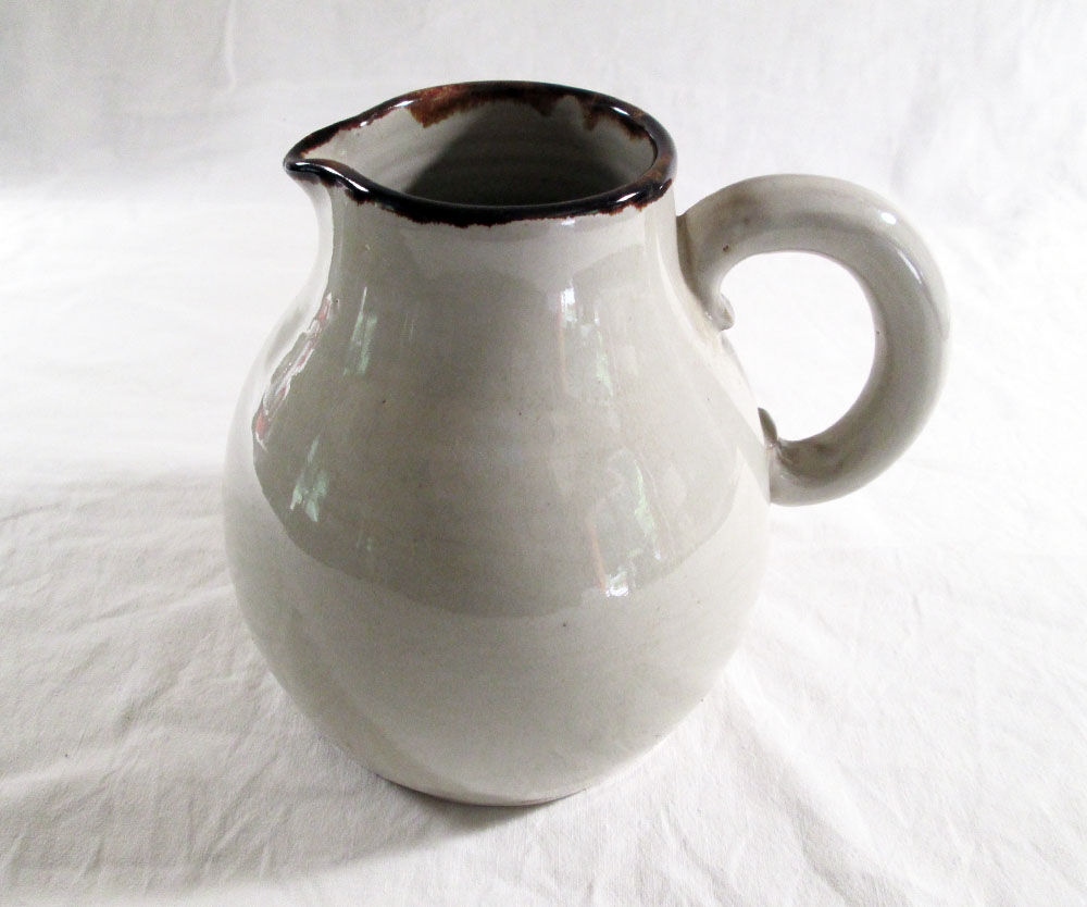 Pitcher jug Arts Ceram Great Fire