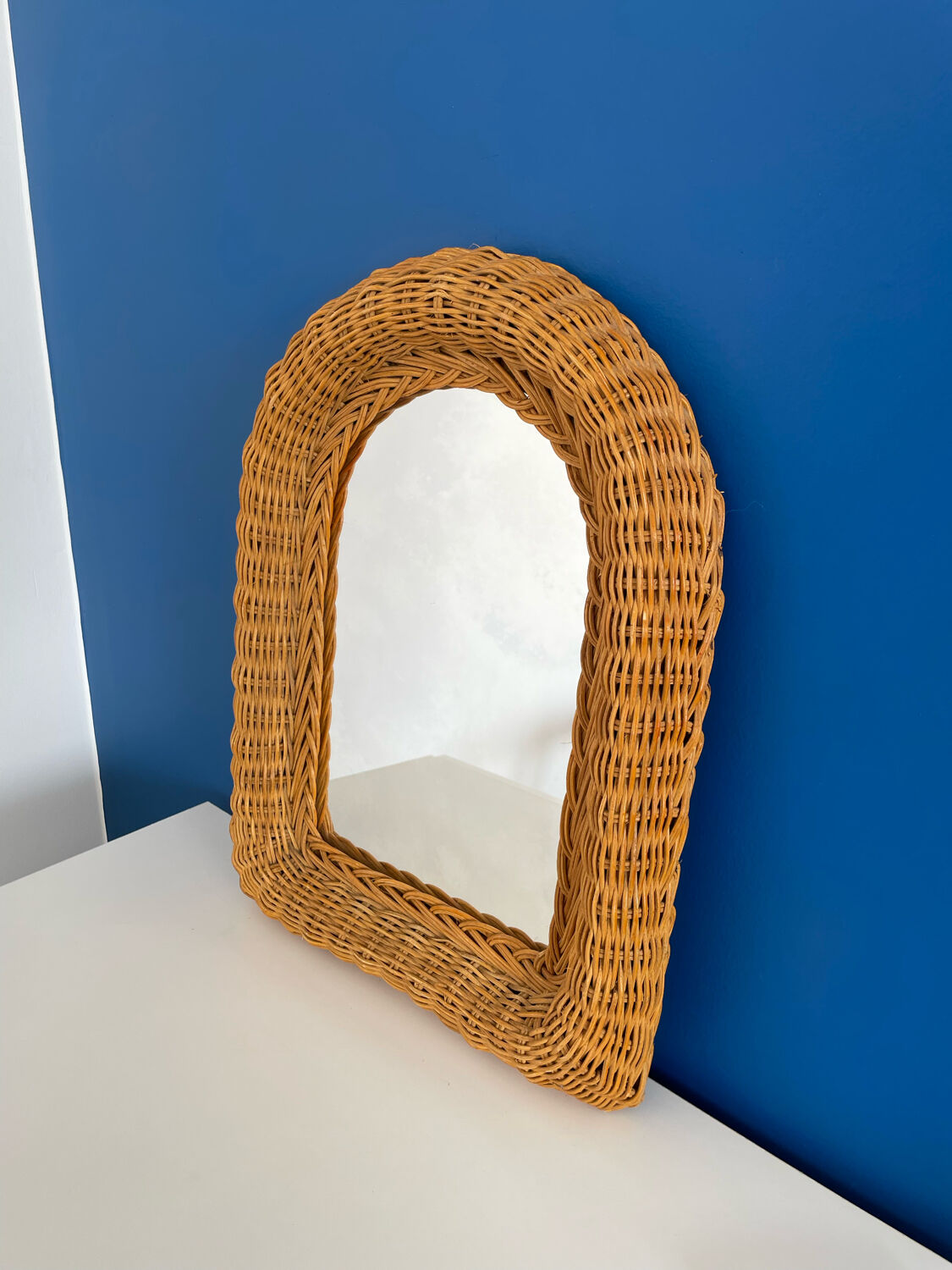 Vintage oval wicker mirror 31x41cm