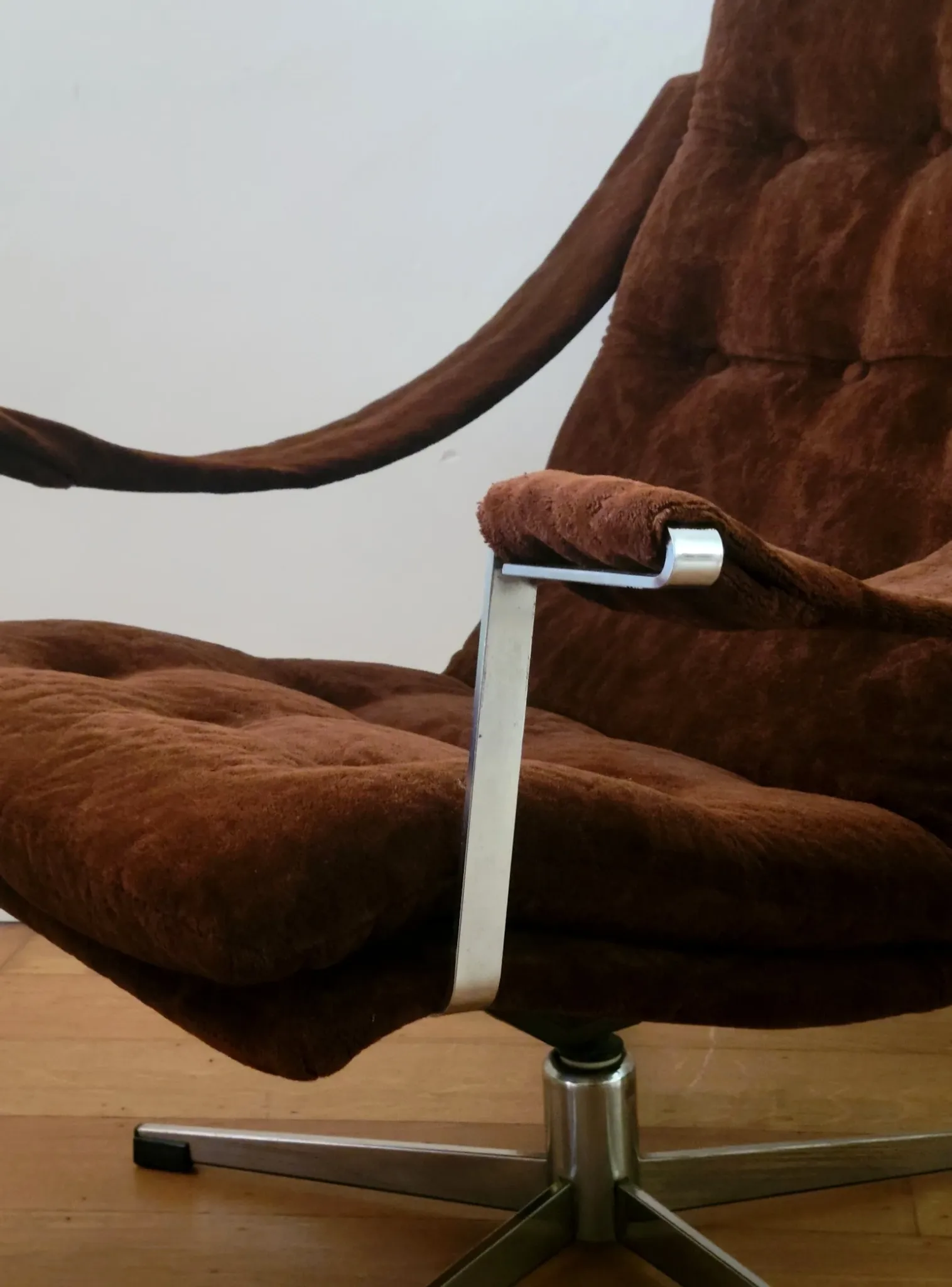 Geoffrey Harcourt swivel lounge chair with ottoman for Artifort