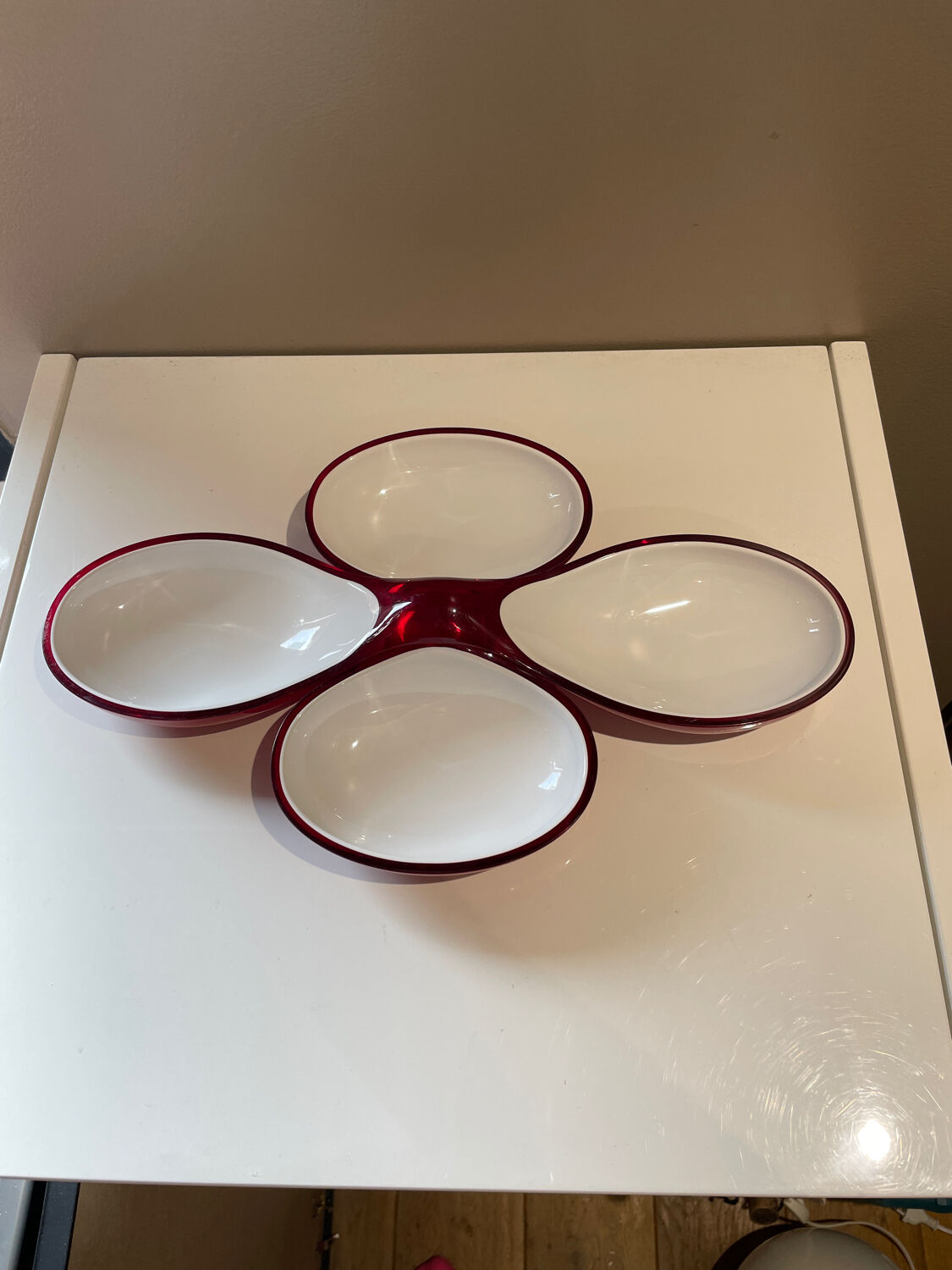 Aperitif servant Guzzini