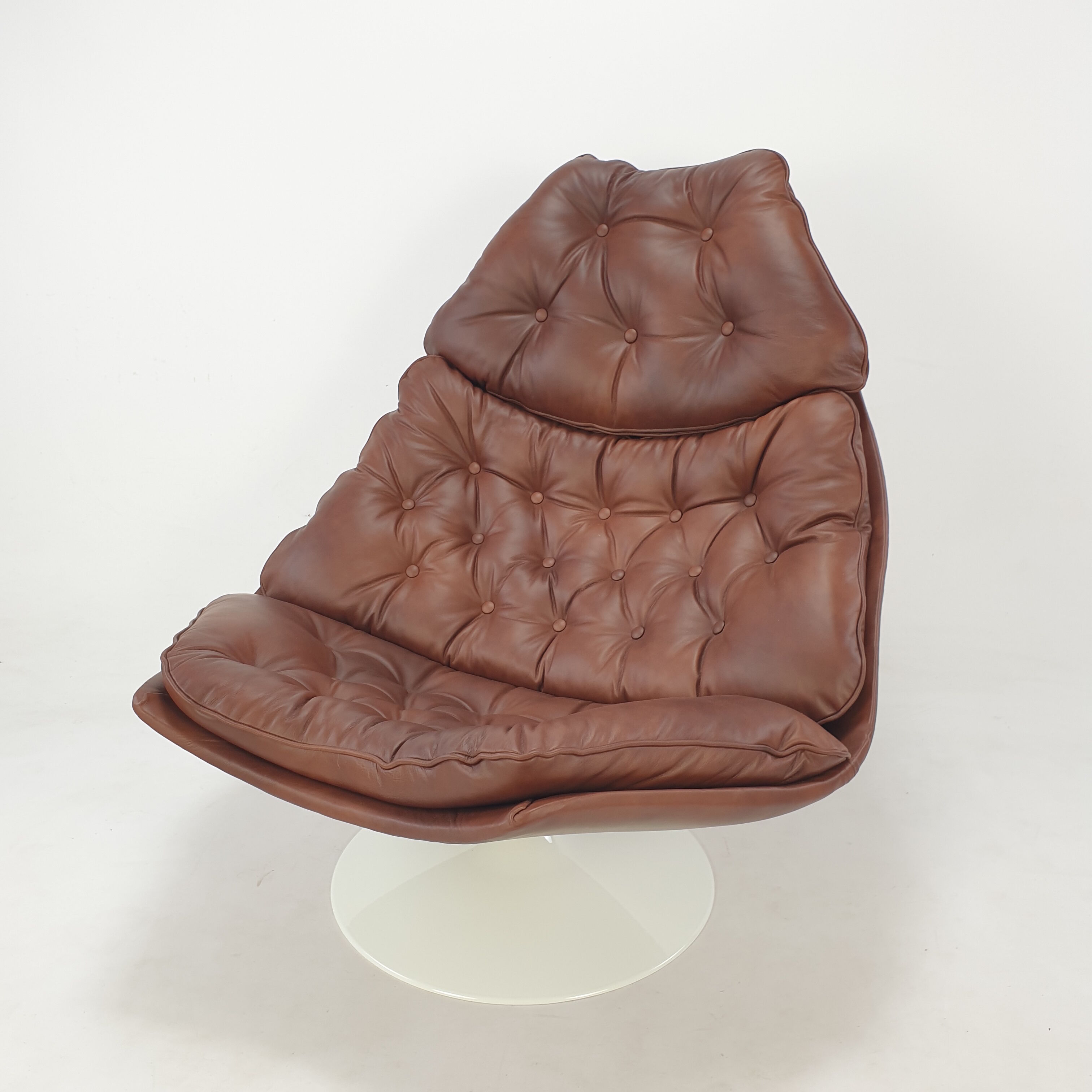 Mid century F588 lounge chair by Geoffrey Harcourt for Artifort, 60s