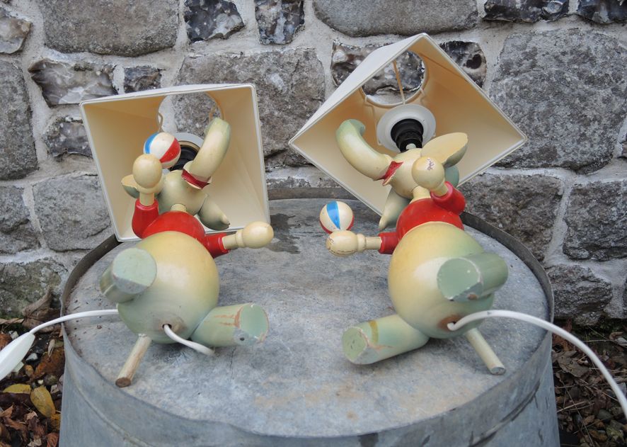 2 ancient elephant wooden pose lamps for children