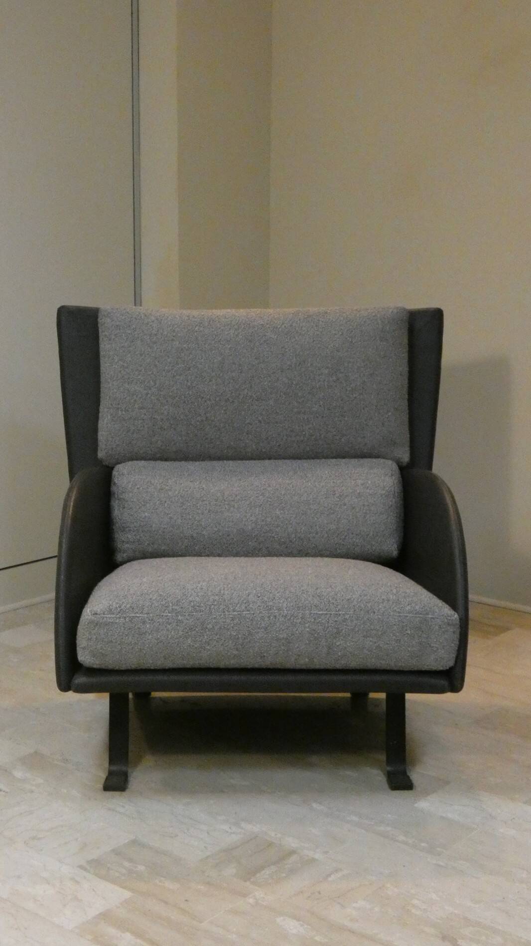 Postmodern armchair attributed to Paolo Nava for Flexform, Italy 1985.
