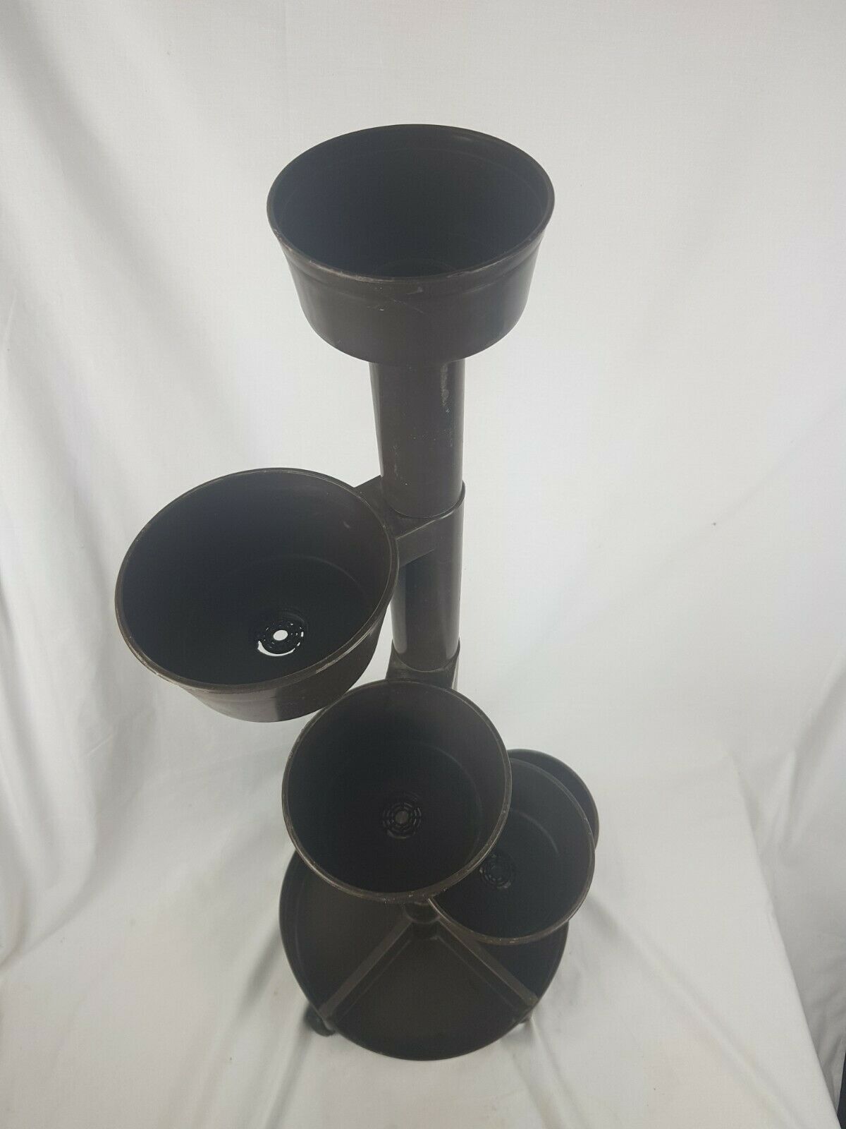 Porte-plantes, porte-pots en plastique marron design italien années 70