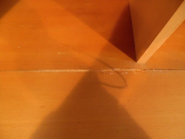 Shelf by Nils Strinning