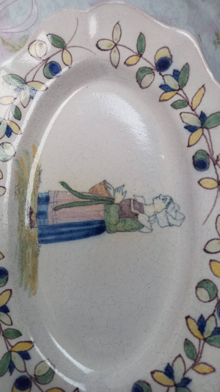 Antique Malicorne earthenware dish by Béatrix Pouplard late 19th century