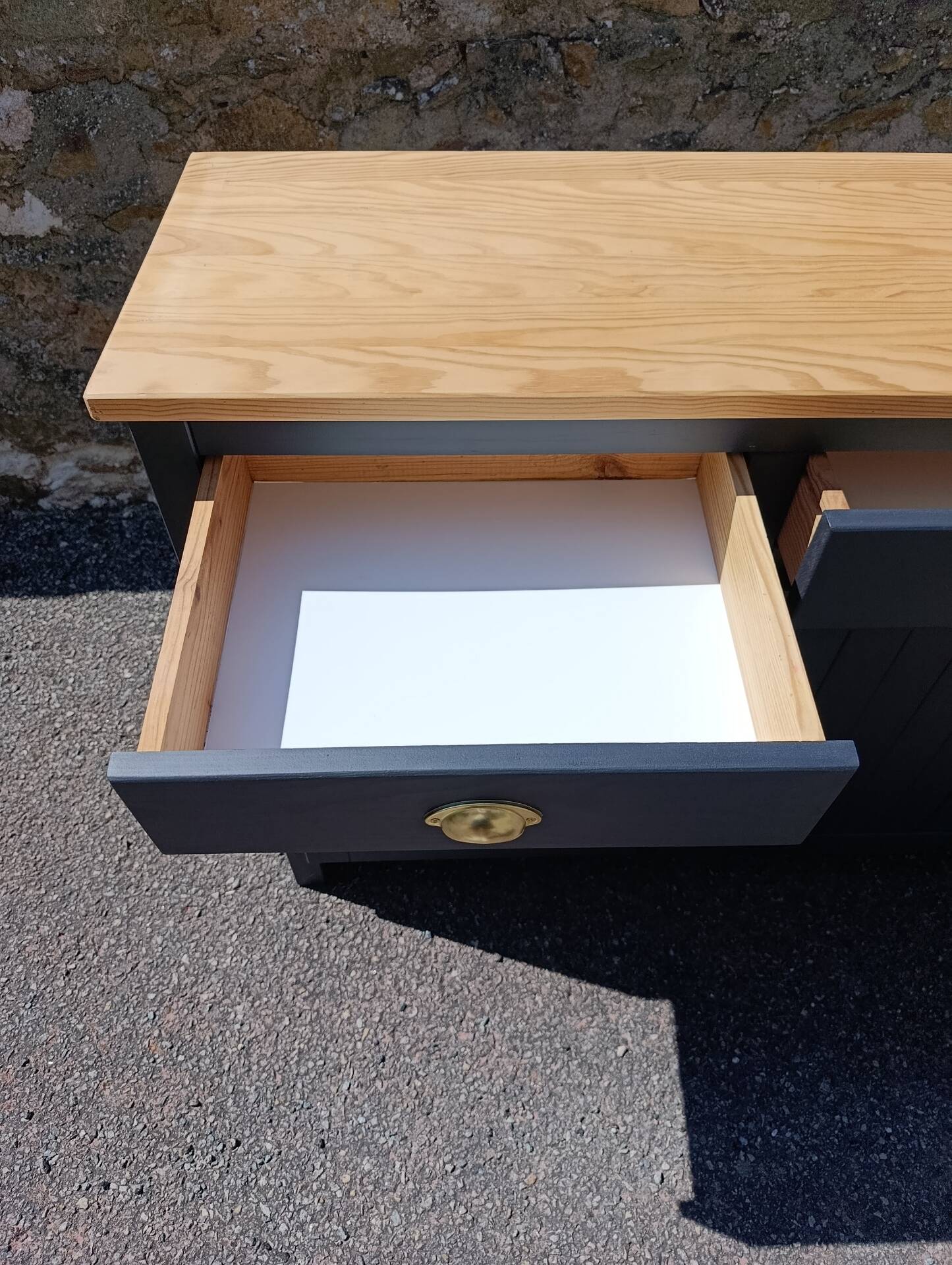 Buffet with 3 drawers and 3 doors