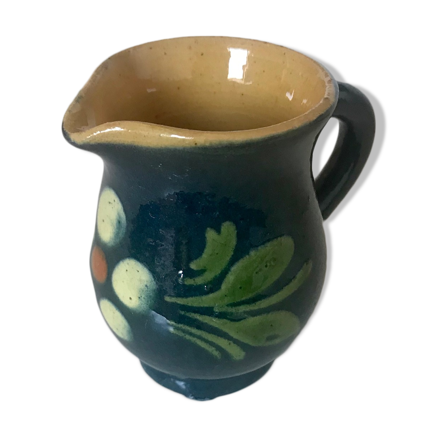 Milk pot
