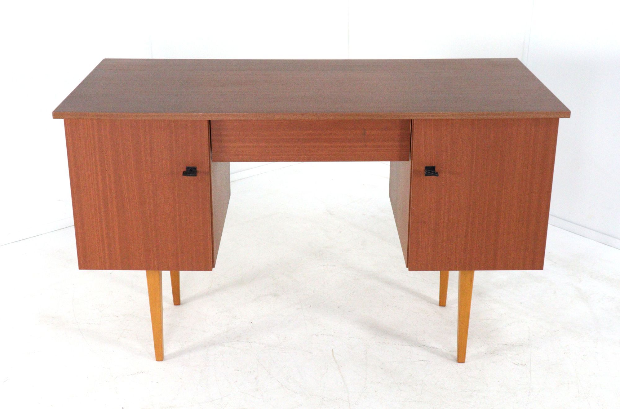 Bureau vintage - moderne du milieu du siècle