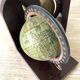 Serre livres vintage globes terrestres