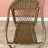 Small children's chair in beige scoubidou.