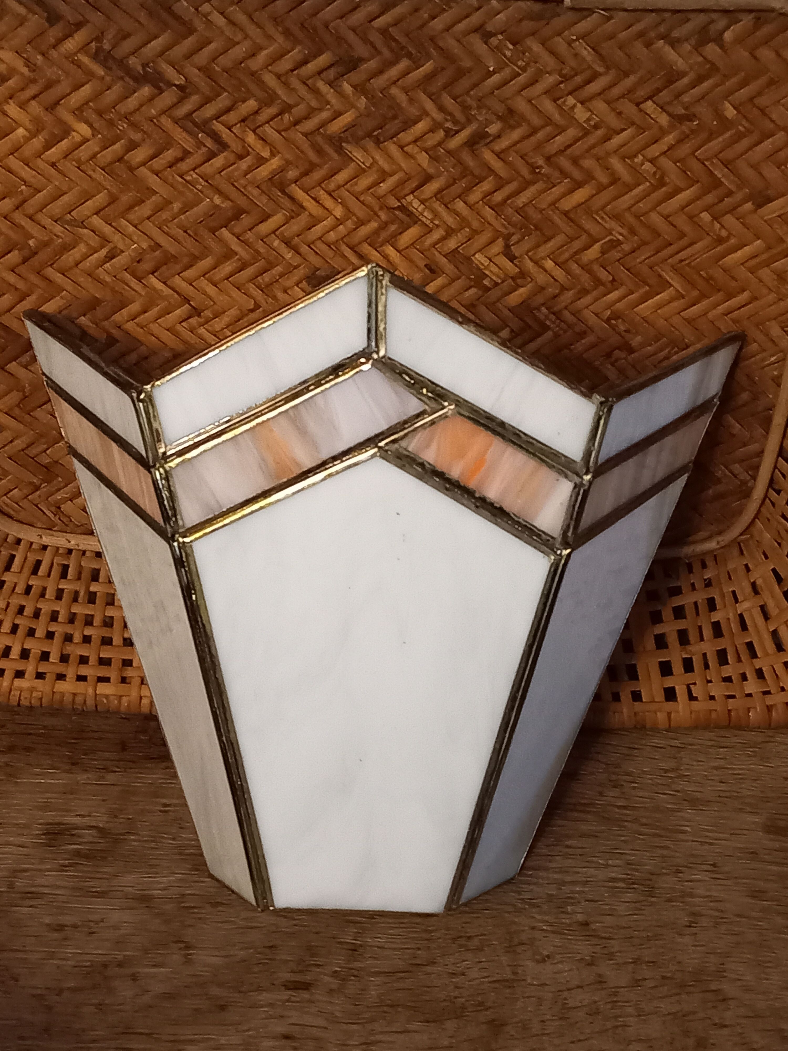 Stained glass wall lamp