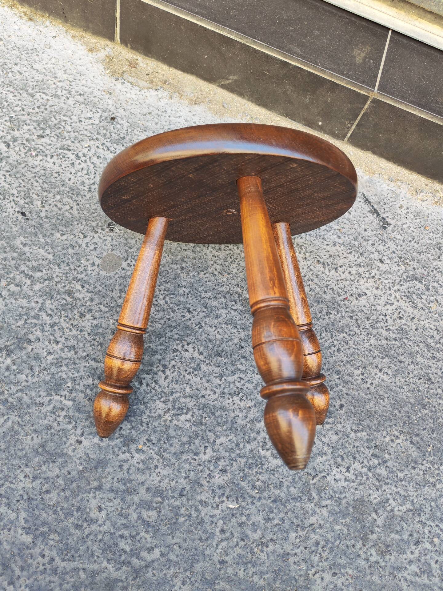 Vintage tripod stool